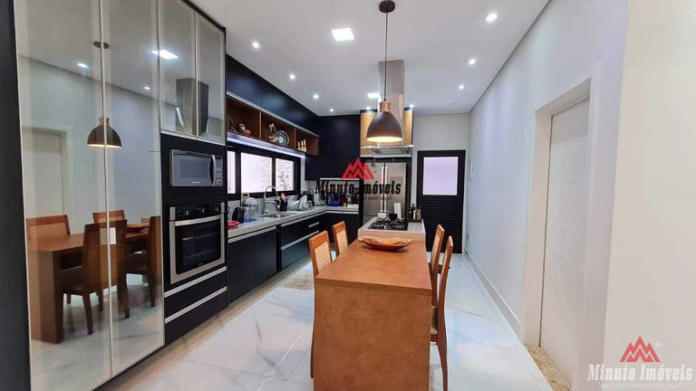 Imagem Sobrado com 4 Quartos à Venda, 253 m² em Medeiros - Jundiaí Imagem Sobrado com 4 Quartos à Venda, 253 m² em Medeiros - Jundiaí