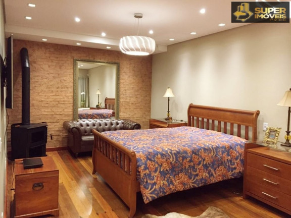 Imagem Casa com 4 Quartos à Venda, 864 m² em Centro - Pelotas
