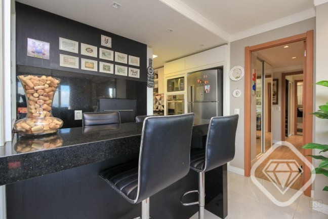 Imagem Apartamento com 3 Quartos à Venda, 126 m² em Ipanema - Porto Alegre Imagem Apartamento com 3 Quartos à Venda, 126 m² em Ipanema - Porto Alegre