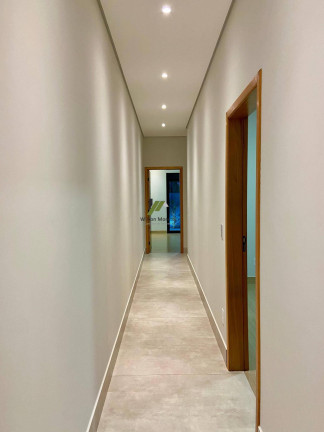 Imagem Casa de Condomínio com 3 Quartos à Venda, 250 m²