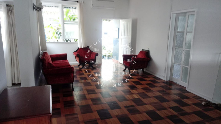 Imagem Sobrado com 3 Quartos à Venda, 102 m² em Centro - Florianópolis Imagem Sobrado com 3 Quartos à Venda, 102 m² em Centro - Florianópolis
