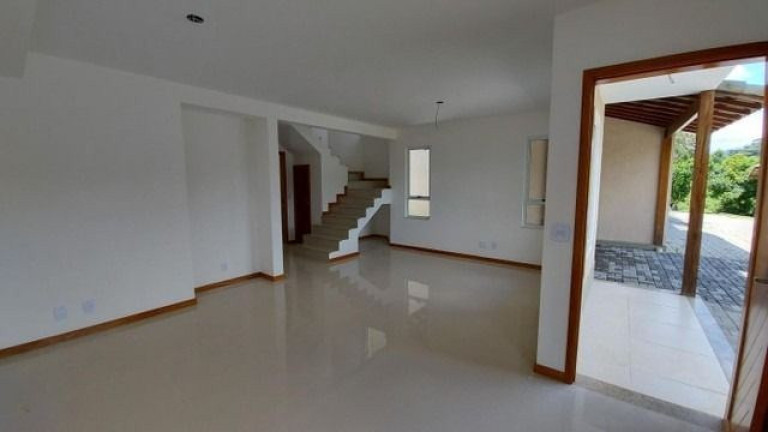 Imagem Casa com 4 Quartos à Venda, 130 m² em Vargem Grande - Teresópolis Imagem Casa com 4 Quartos à Venda, 130 m² em Vargem Grande - Teresópolis
