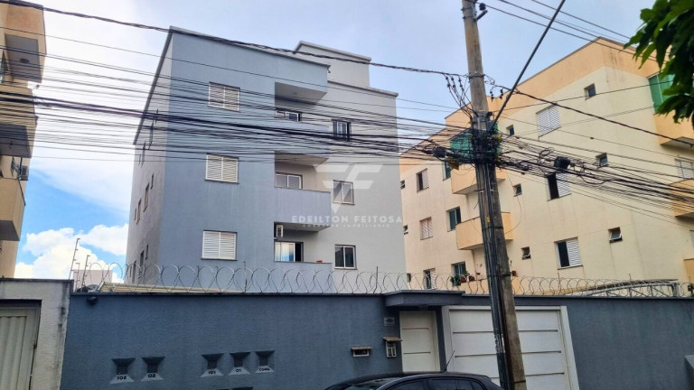 Imagem Apartamento com 2 Quartos à Venda, 50 m² em Santa Mônica - Uberlândia