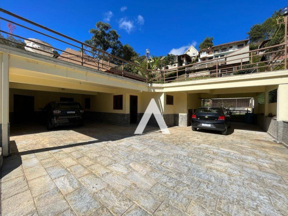 Imagem Casa com 4 Quartos à Venda ou Locação, 700 m² em Albuquerque - Teresópolis Imagem Casa com 4 Quartos à Venda ou Locação, 700 m² em Albuquerque - Teresópolis