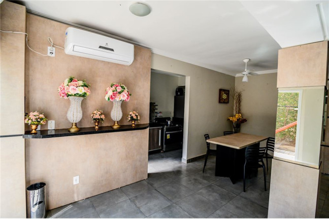 Imagem Imóvel com 3 Quartos à Venda, 61 m² em Nonoai - Porto Alegre Imagem Imóvel com 3 Quartos à Venda, 61 m² em Nonoai - Porto Alegre