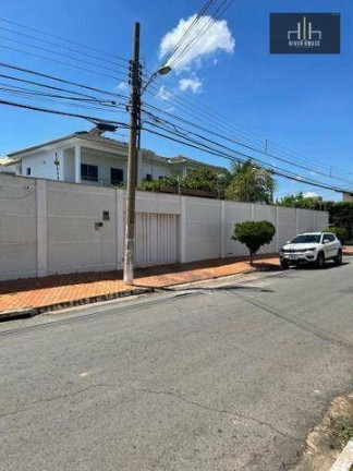 Imagem Sobrado com 5 Quartos à Venda, 420 m² em Jardim Califórnia - Cuiabá Imagem Sobrado com 5 Quartos à Venda, 420 m² em Jardim Califórnia - Cuiabá