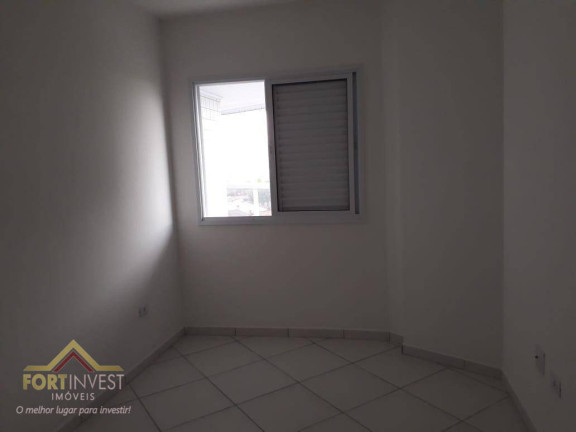 Imagem Imóvel com 2 Quartos à Venda, 94 m² em Caiçara - Praia Grande Imagem Imóvel com 2 Quartos à Venda, 94 m² em Caiçara - Praia Grande