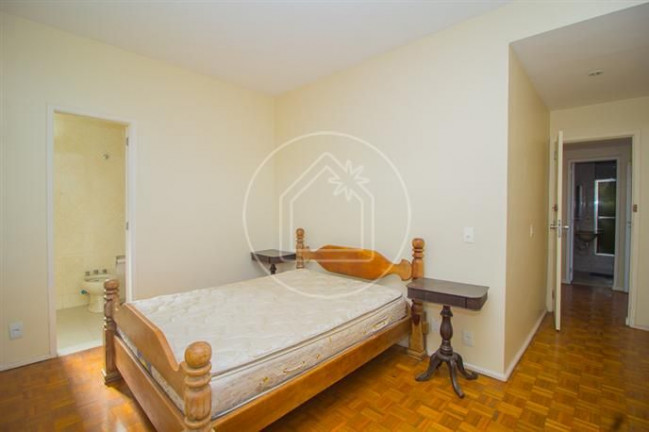 Imagem Cobertura com 3 Quartos à Venda, 20.200 m² em Leblon - Rio De Janeiro Imagem Cobertura com 3 Quartos à Venda, 20.200 m² em Leblon - Rio De Janeiro