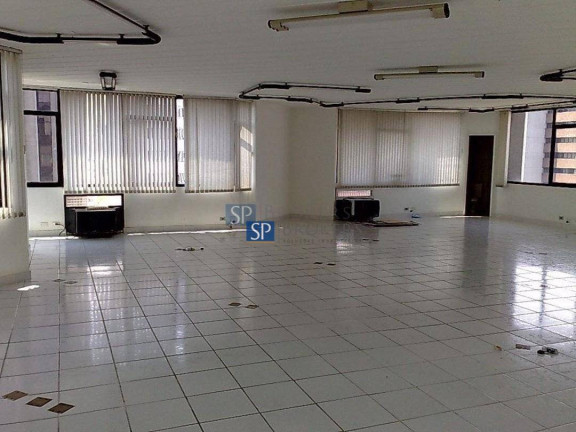 Imagem Sala Comercial à Venda ou Locação, 360 m² em Cidade Monções - São Paulo Imagem Sala Comercial à Venda ou Locação, 360 m² em Cidade Monções - São Paulo
