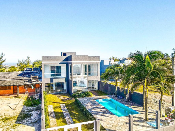 Imagem Casa com 4 Quartos à Venda, 240 m² em Guarani - Capao Da Canoa Imagem Casa com 4 Quartos à Venda, 240 m² em Guarani - Capao Da Canoa