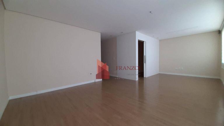 Sala Comercial para Alugar, 85 m² em Centro - Itajaí