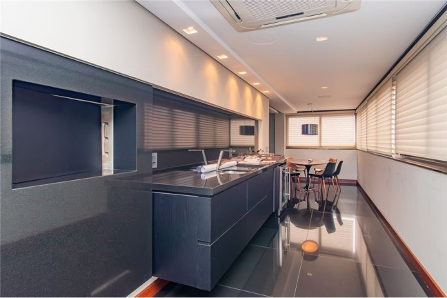 Imagem Apartamento com 3 Quartos à Venda, 322 m² em Moinhos De Vento - Porto Alegre