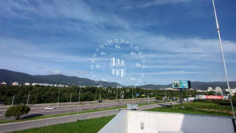 Imóvel com 6 Quartos à Venda, 307 m² em Trindade - Florianópolis