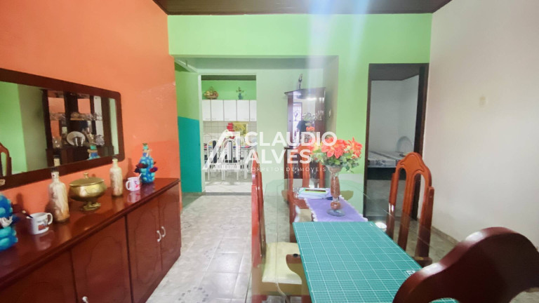 Imagem Casa com 3 Quartos à Venda, 200 m² em Conjunto Feira Vi - Feira De Santana Imagem Casa com 3 Quartos à Venda, 200 m² em Conjunto Feira Vi - Feira De Santana