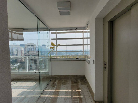 Imagem Apartamento com 3 Quartos para Alugar, 196 m² em Melville Empresarial I E Ii - Barueri