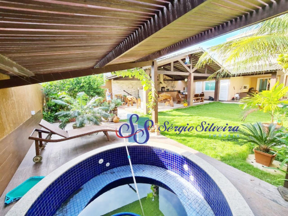 Imagem Casa com 4 Quartos à Venda, 260 m² em Eusébio - Eusébio