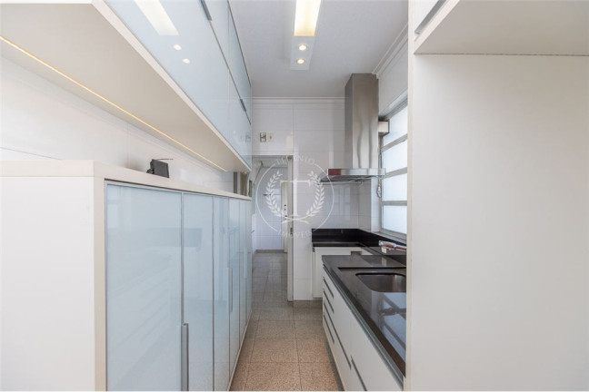 Imagem Apartamento com 2 Quartos à Venda, 180 m² em Cerqueira César - São Paulo Imagem Apartamento com 2 Quartos à Venda, 180 m² em Cerqueira César - São Paulo