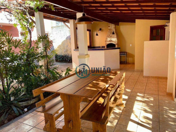 Imagem Casa com 3 Quartos à Venda, 350 m² em Mata Paca - Niterói