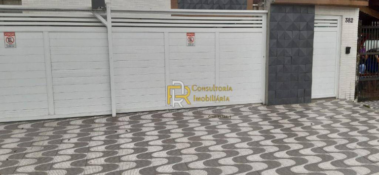 Imagem Sobrado com 2 Quartos à Venda, 42 m² em Maracanã - Praia Grande Imagem Sobrado com 2 Quartos à Venda, 42 m² em Maracanã - Praia Grande