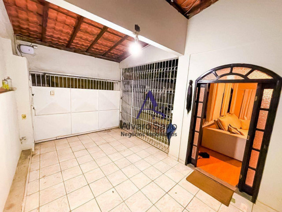 Imagem Casa com 4 Quartos à Venda, 210 m² em Maruípe - Vitória Imagem Casa com 4 Quartos à Venda, 210 m² em Maruípe - Vitória
