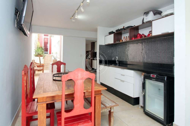 Imagem Casa com 3 Quartos à Venda, 149 m² em Jardim Taquaral - São Paulo Imagem Casa com 3 Quartos à Venda, 149 m² em Jardim Taquaral - São Paulo