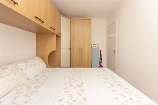 Imagem Imóvel com 2 Quartos à Venda, em Vila Tolstoi - São Paulo Imagem Imóvel com 2 Quartos à Venda, em Vila Tolstoi - São Paulo