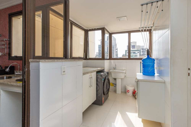 Imagem Apartamento com 3 Quartos à Venda, 146 m² em Moema - São Paulo Imagem Apartamento com 3 Quartos à Venda, 146 m² em Moema - São Paulo