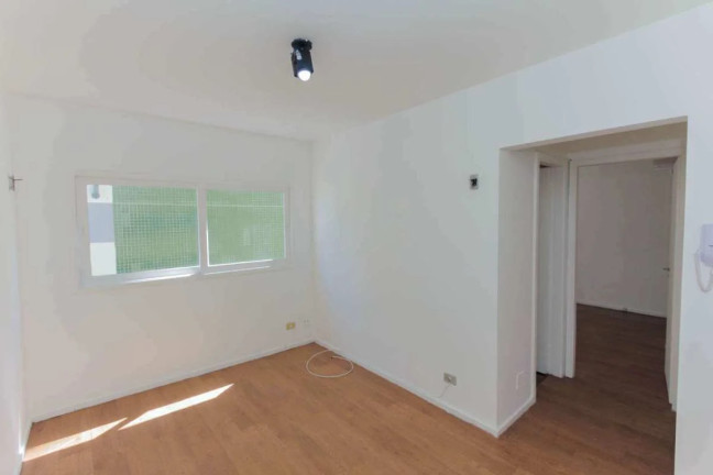 Apartamento com 1 Quarto à Venda, 37 m²
