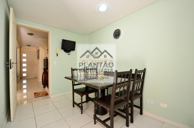 Imagem Sobrado com 3 Quartos para Alugar, 189 m² em Boa Vista - Curitiba