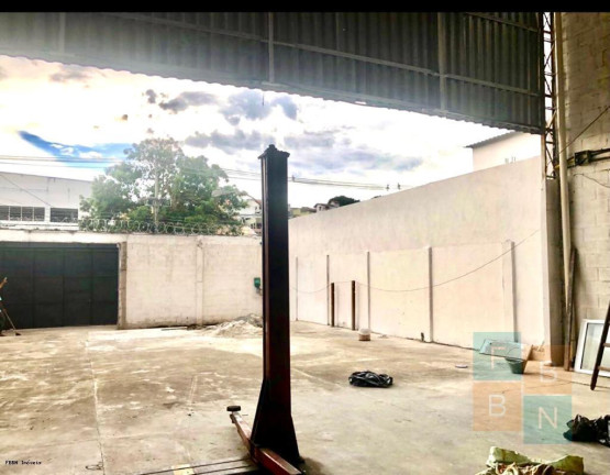 Imagem Galpão para Alugar, 750 m² em Freguesia (jacarepaguá) - Rio De Janeiro