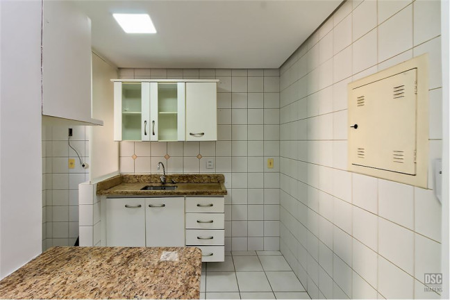 Imagem Imóvel com 1 Quarto à Venda, em Petrópolis - Porto Alegre Imagem Imóvel com 1 Quarto à Venda, em Petrópolis - Porto Alegre