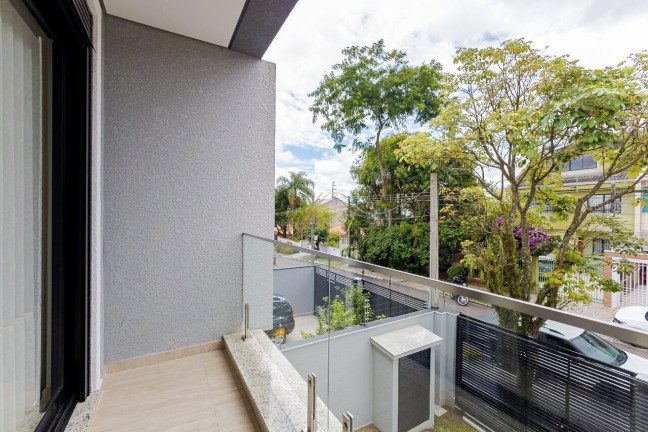 Imagem Sobrado com 3 Quartos à Venda, 141 m² em Jardim Das Américas - Curitiba Imagem Sobrado com 3 Quartos à Venda, 141 m² em Jardim Das Américas - Curitiba