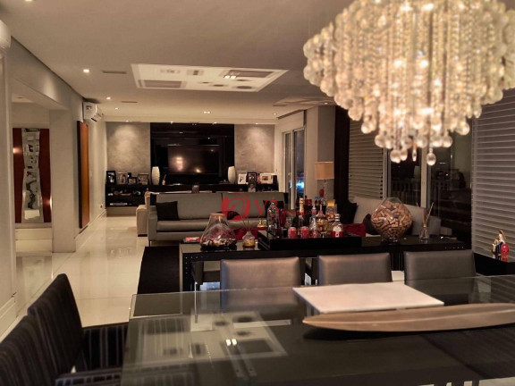 Apartamento com 4 Quartos à Venda, 355 m² em Vila Regente Feijó - São Paulo