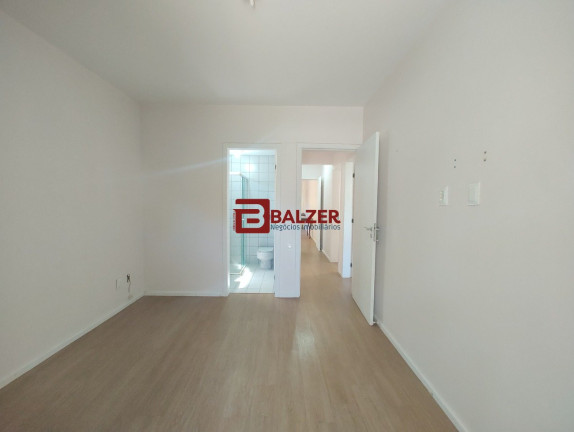Imagem Apartamento com 3 Quartos à Venda, 124 m² em Centro - Florianópolis Imagem Apartamento com 3 Quartos à Venda, 124 m² em Centro - Florianópolis