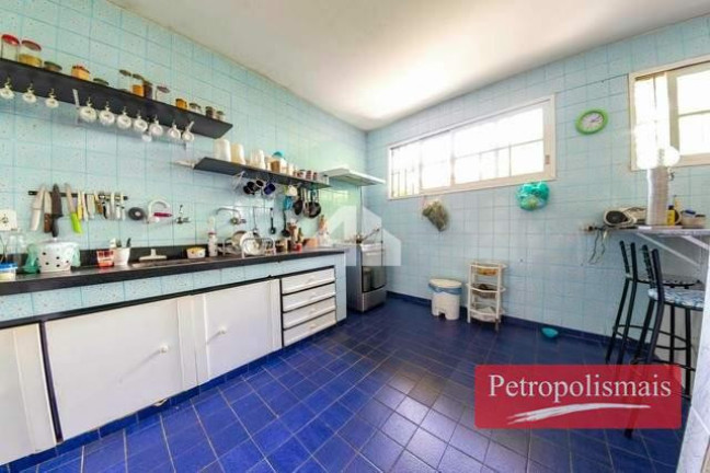 Imagem Casa com 4 Quartos à Venda, 263 m² em Quitandinha - Petrópolis Imagem Casa com 4 Quartos à Venda, 263 m² em Quitandinha - Petrópolis