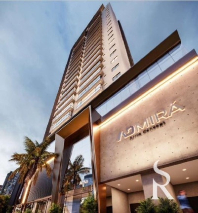 Apartamento com 5 Quartos à Venda, 239 m² em Centro - Balneário Camboriú