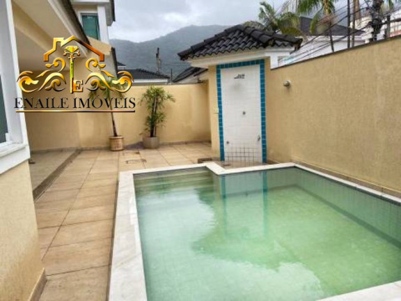 Casa com 4 Quartos à Venda, 256 m² em Vargem Pequena - Rio De Janeiro