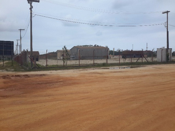 Imagem Imóvel à Venda, 30.000 m² em Imboassica - Macaé Imagem Imóvel à Venda, 30.000 m² em Imboassica - Macaé