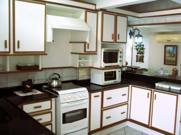 Imagem Cobertura com 3 Quartos à Venda, 214 m² em Meia Praia - Zona 01 - Itapema Imagem Cobertura com 3 Quartos à Venda, 214 m² em Meia Praia - Zona 01 - Itapema