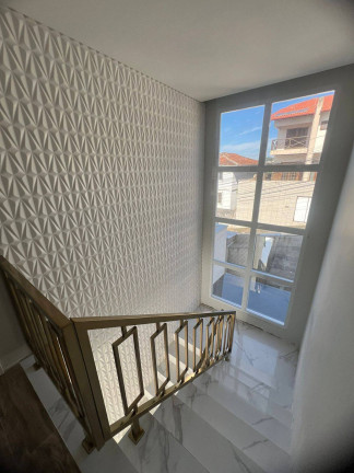 Imagem Casa com 4 Quartos à Venda, 360 m² em Estreito - Florianópolis Imagem Casa com 4 Quartos à Venda, 360 m² em Estreito - Florianópolis