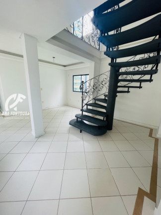 Imagem Cobertura com 3 Quartos à Venda, 257 m² em Centro - Balneário Camboriú