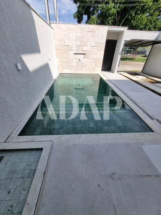 Imagem Casa com 4 Quartos à Venda, 192 m² em Vargem Grande - Rio De Janeiro