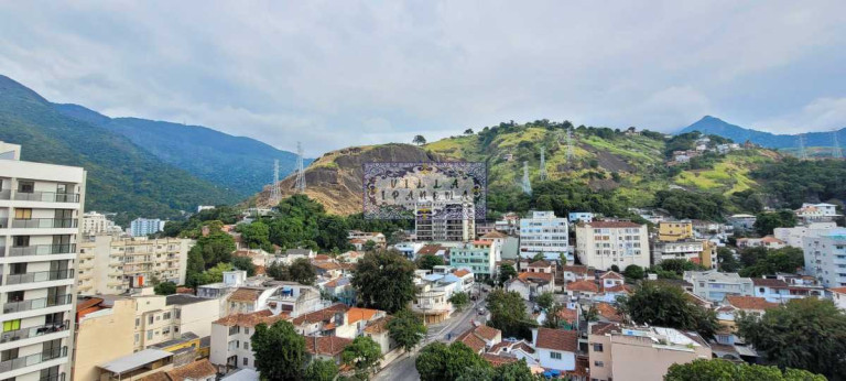 Imagem Apartamento com 4 Quartos à Venda, 98 m² em Tijuca - Rio De Janeiro Imagem Apartamento com 4 Quartos à Venda, 98 m² em Tijuca - Rio De Janeiro