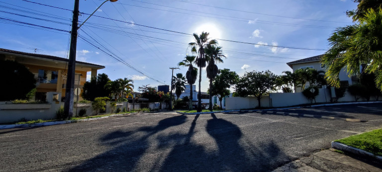 Imagem Casa com 5 Quartos à Venda, 218 m² em Estrada Do Coco - Lauro De Freitas Imagem Casa com 5 Quartos à Venda, 218 m² em Estrada Do Coco - Lauro De Freitas