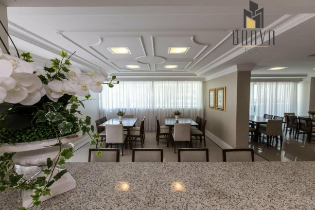 Imagem Apartamento com 3 Quartos à Venda, 217 m² em Centro - Balneário Camboriú