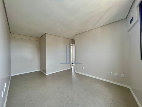 Imagem Cobertura com 3 Quartos à Venda, 278 m² em Nossa Senhora Medianeira - Santa Maria Imagem Cobertura com 3 Quartos à Venda, 278 m² em Nossa Senhora Medianeira - Santa Maria
