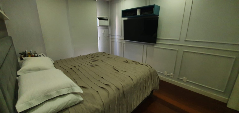 Imagem Apartamento com 4 Quartos à Venda, 220 m² em Ingá - Niterói