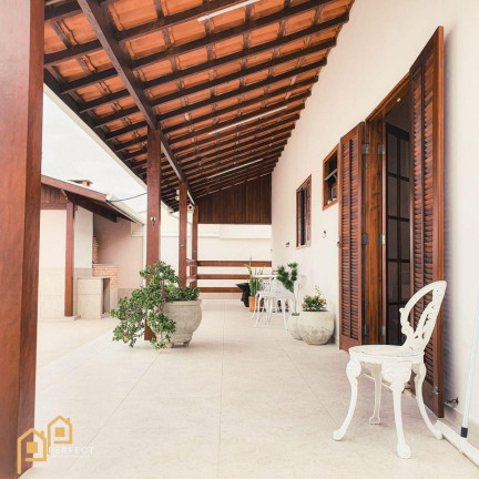 Imagem Casa com 4 Quartos à Venda, 250 m² em Loteamento Residencial Colina Do Belém - Taubaté Imagem Casa com 4 Quartos à Venda, 250 m² em Loteamento Residencial Colina Do Belém - Taubaté