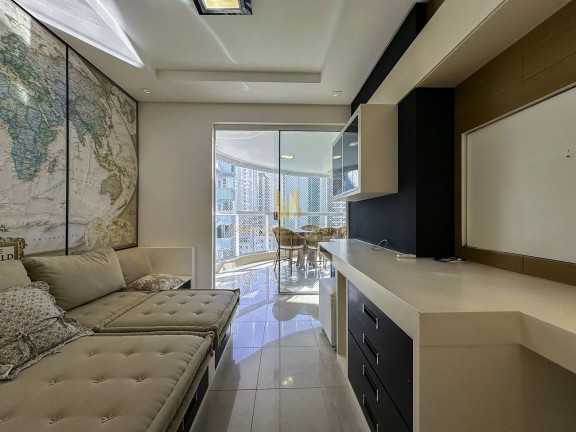 Imagem Apartamento com 3 Quartos à Venda, 139 m² em Centro - Balneário Camboriú Imagem Apartamento com 3 Quartos à Venda, 139 m² em Centro - Balneário Camboriú