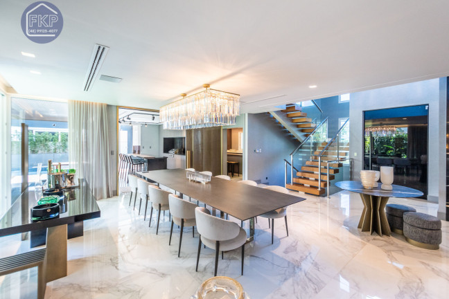 Imagem Casa com 7 Quartos à Venda, 780 m² em Jurerê Internacional - Florianópolis